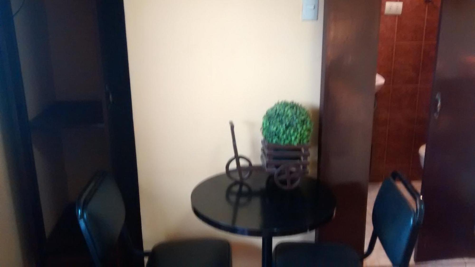 Hostal Iquique Lima Bilik gambar