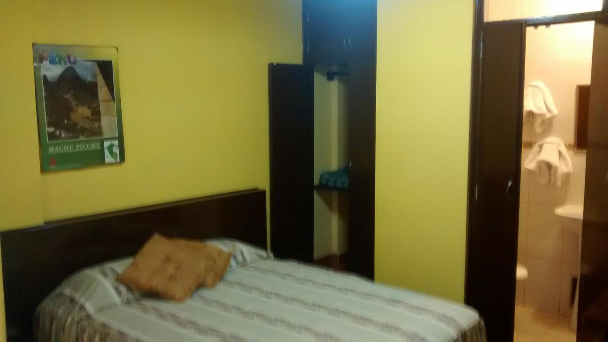Hostal Iquique Lima Bilik gambar