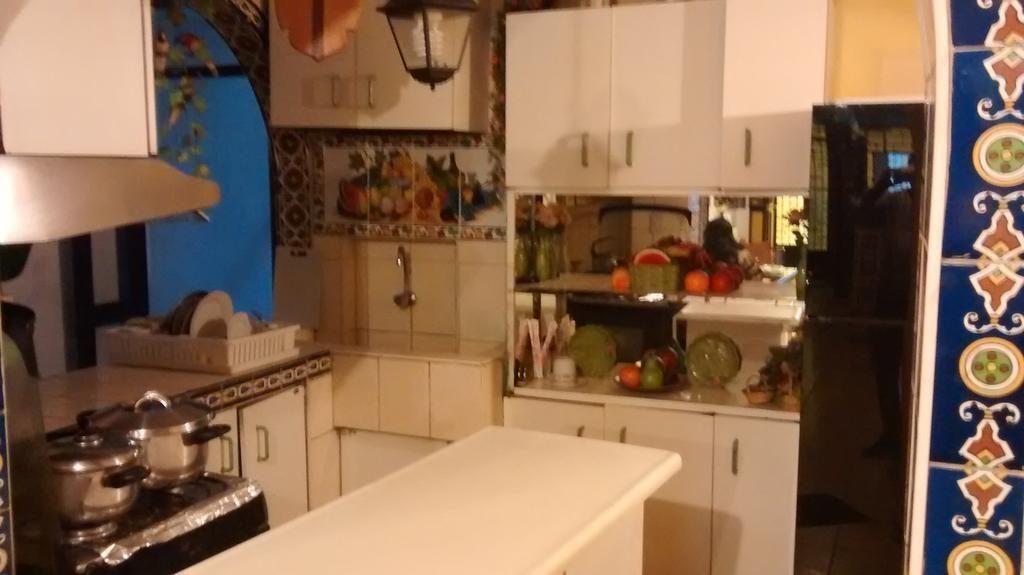 Hostal Iquique Lima Luaran gambar