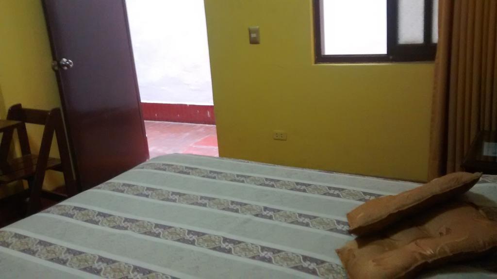 Hostal Iquique Lima Bilik gambar
