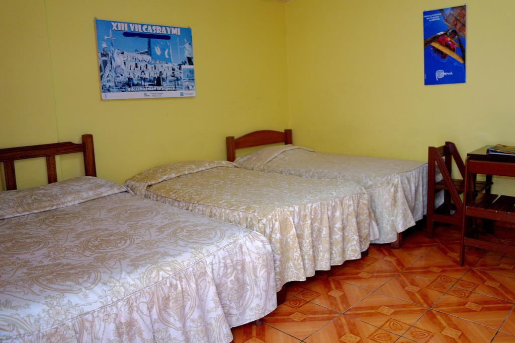Hostal Iquique Lima Luaran gambar