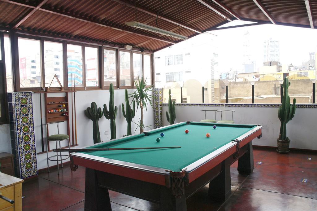 Hostal Iquique Lima Luaran gambar