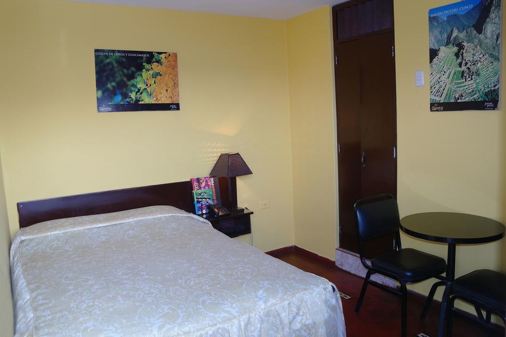 Hostal Iquique Lima Luaran gambar