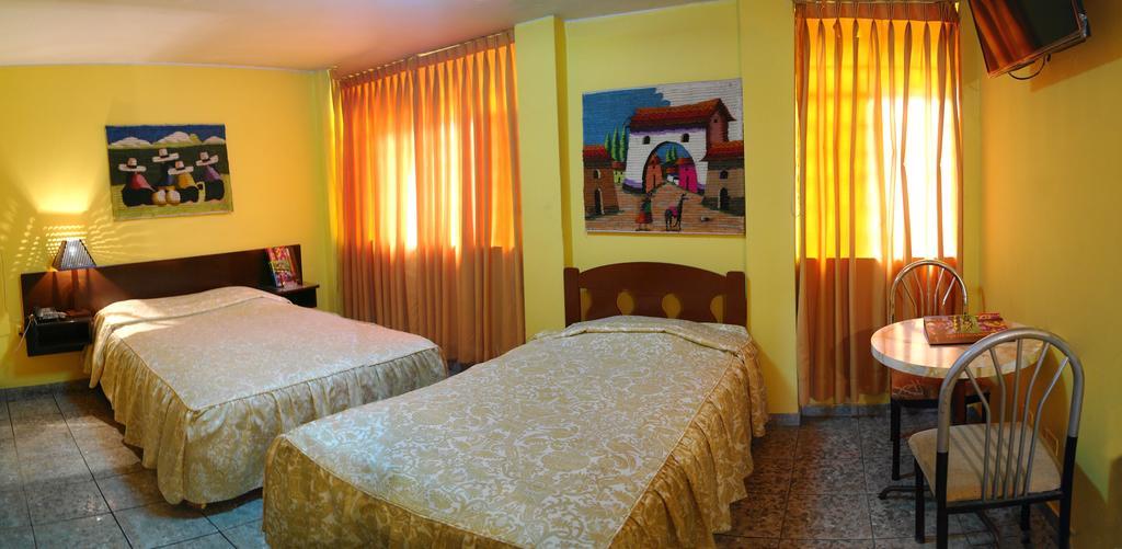Hostal Iquique Lima Luaran gambar