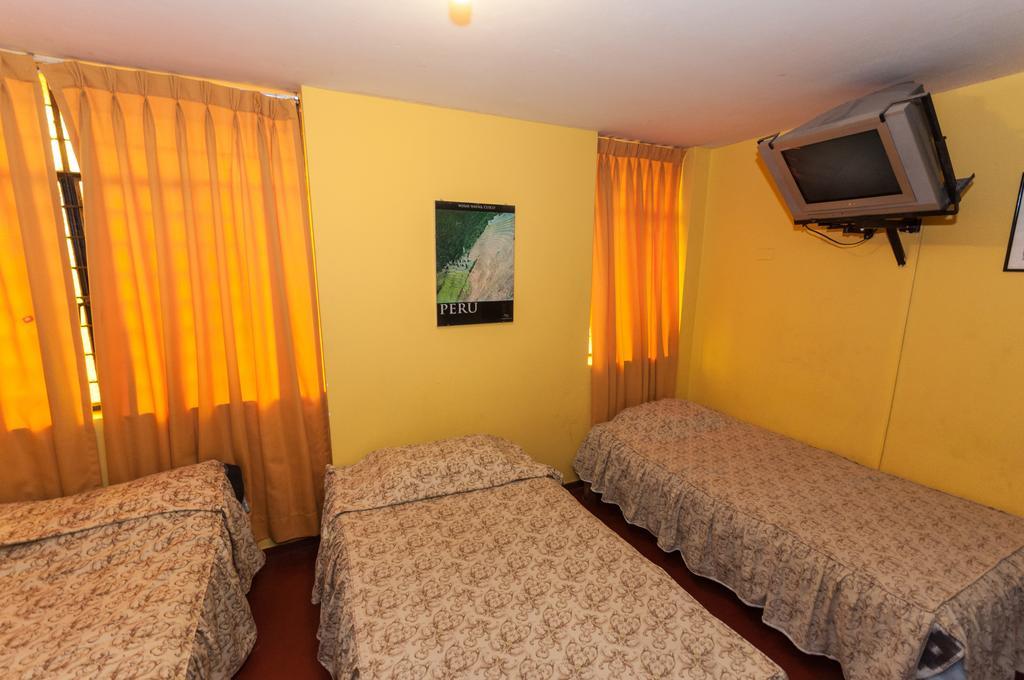 Hostal Iquique Lima Luaran gambar